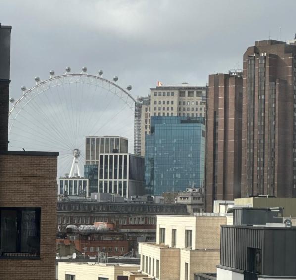 Spacious,1 Bed, Balcony, Southwark Central ロンドン エクステリア 写真